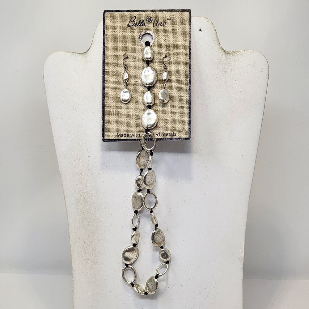 Bella Uno Silver Tone Hammered Disc Necklace Dangle Drop Earrings Jewelry Set